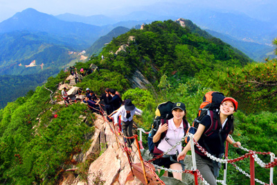 再见大别山（周中平）.jpg+.jpg