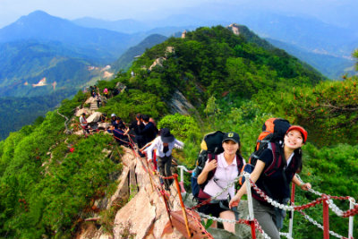 再见大别山（周中平）+.jpg