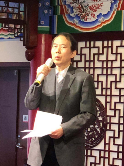 黄书记.jpg
