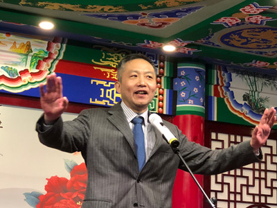 单个男人.jpg